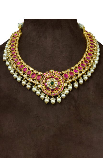 Gold and Kundan Necklace