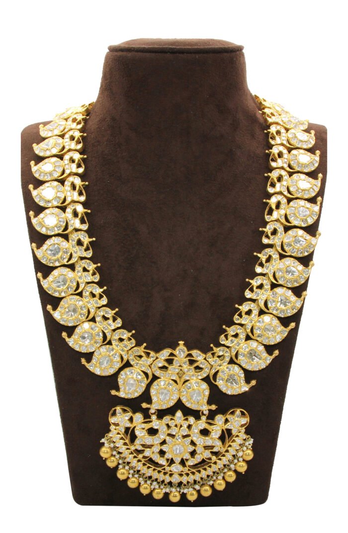 Traditional Rajwada Kundan Necklace