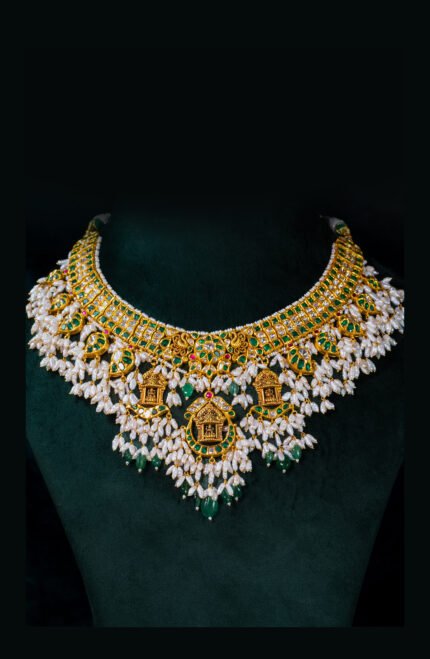 Kundan Polki Emerald Pearl Necklace