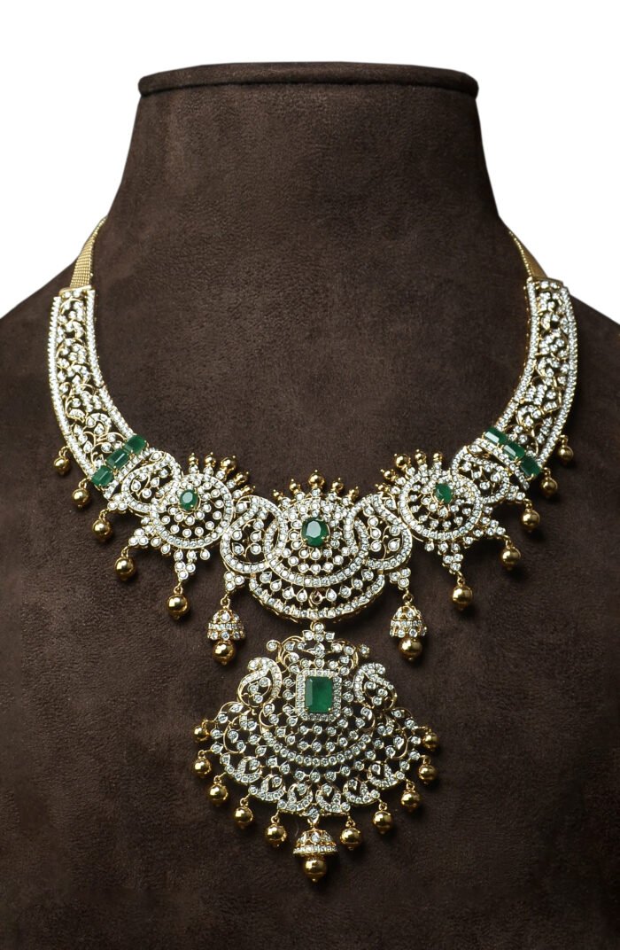 diamond and emerald necklace