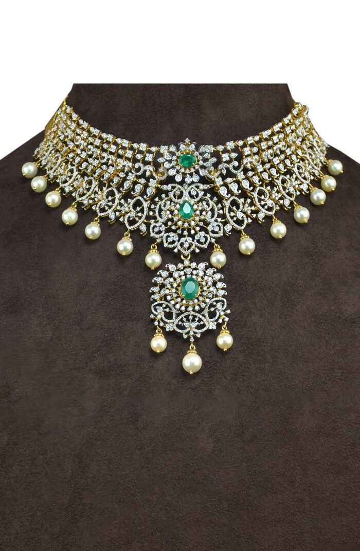 Traditional Emerald Diamond Choker