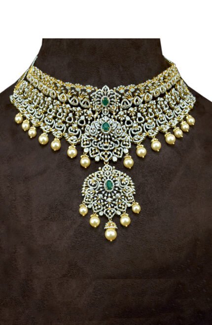 Bridal diamond and emerald Necklace